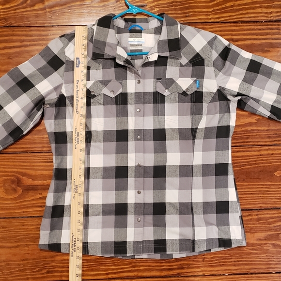 Columbia Coal Plaid Saturday Trail Flannel Western-Style L/S Shirt - Picture 8 of 10